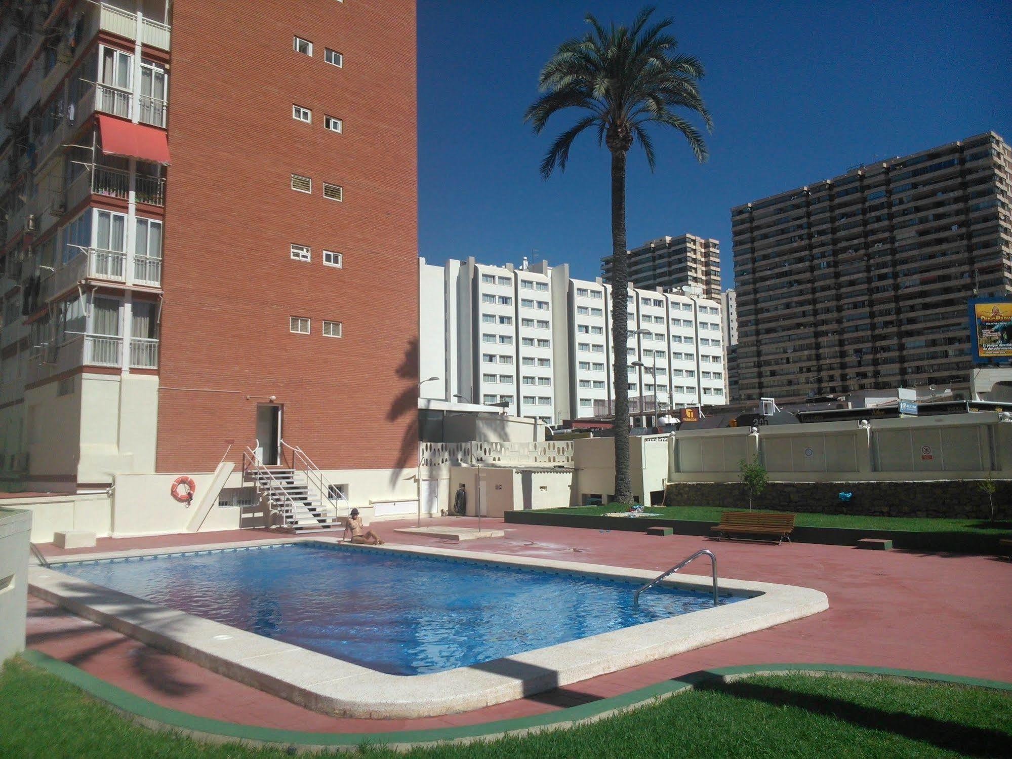 Blue Sky Apartment Benidorm Luaran gambar